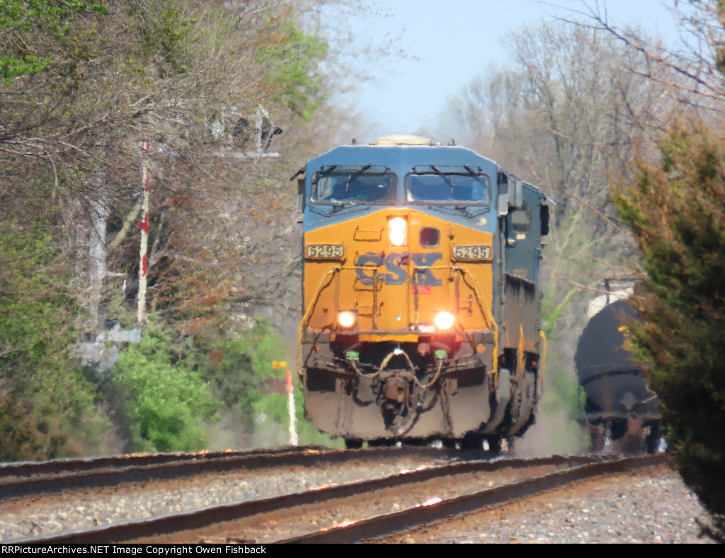 CSX 5295 and 815 Pick Up a Hopper